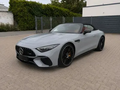 Gebraucht Mercedes SL63 AMG AMG 585 PS (430 kW) 2024 Alpingrauunilack Cabrio