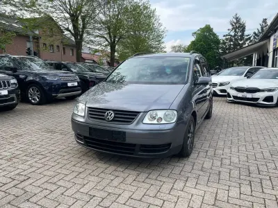 Usata VW Touran Conceptline 105 CV (77 kW) 2005 Grigio Monovolume