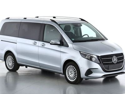 Mercedes V220