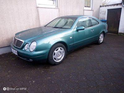 gebraucht Mercedes CLK200 