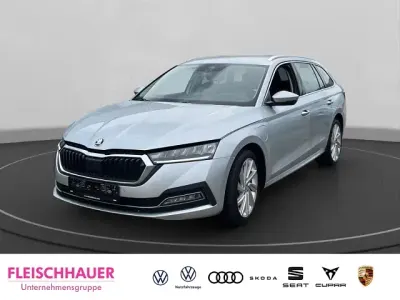 Gebraucht Skoda Octavia Style 204 PS (150 kW) 2022 Silber Kombi