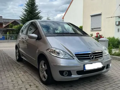 Gebraucht Mercedes A180 Classic 109 PS (80 kW) 2004 Silber Limousine