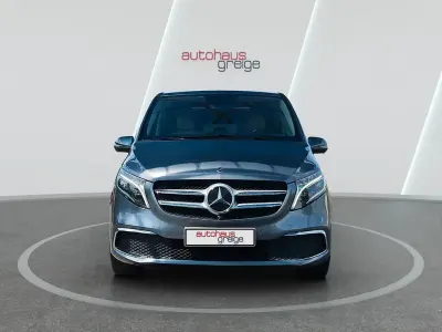 Gebraucht Mercedes V300 AMG 239 PS (175 kW) 2019 Grau Van / Kleinbus
