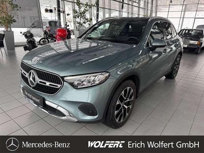Gebraucht Mercedes GLC220 Avantgarde 197 PS (144 kW) 2024 Verdesilber  metalliclack SUV
