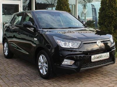 Gebraucht SsangYong Tivoli 128 PS (94 kW) 2017 Space black metallic SUV