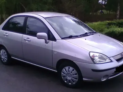 Gebraucht Suzuki Liana 103 PS (75 kW) 2002 Silber Limousine