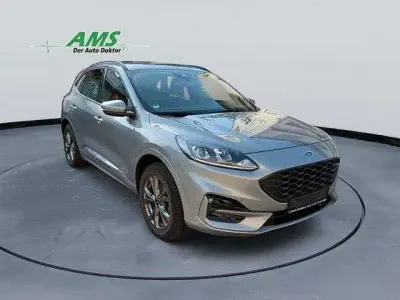 Gebraucht Ford Kuga ST-Line 152 PS (111 kW) 2022 Silber SUV