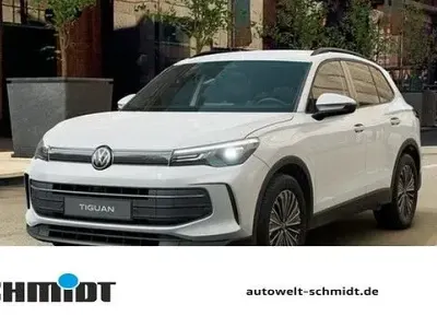 Nuova VW Tiguan Life 150 CV (110 kW) 2026 Bianco SUV