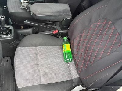 Andere farben Gebraucht 2002 VW Golf IV Kleinwagen | 300 €