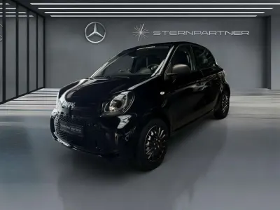 Gebraucht Smart ForFour Electric Drive 60 kW (82 PS) 2021 Schwarz Limousine