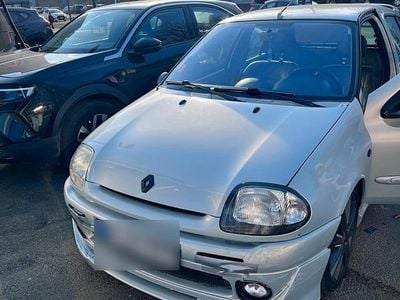 Gebraucht Renault Laguna 107 PS (78 kW) 2000 Grau Limousine