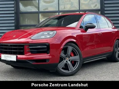 Usata Porsche Cayenne S 475 CV (349 kW) 2024 Rosso SUV