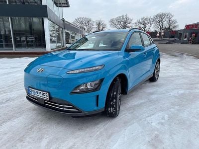 Gebraucht Hyundai Kona 100 kW (136 PS) 2021 Blau SUV