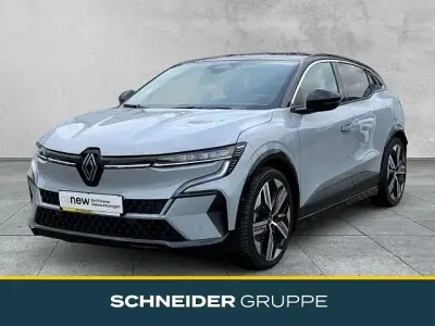 Usata Renault Megane E-Tech Iconic 160 kW (218 CV) 2023 Grigio Berlina