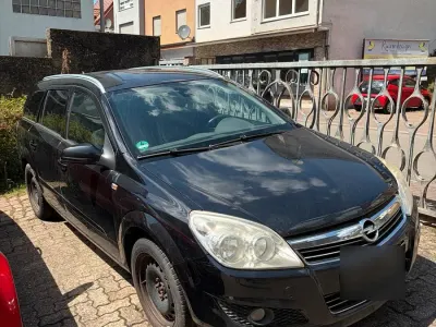 Gebraucht Opel Astra 101 PS (74 kW) 2007 Schwarz Kombi