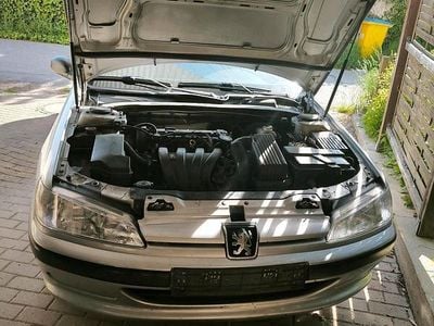 Peugeot 406
