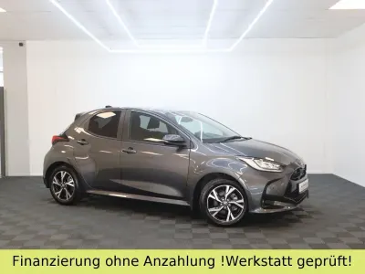 Gebraucht Toyota Yaris Hybrid Comfort 92 PS (67 kW) 2025 Schwarz Kleinwagen