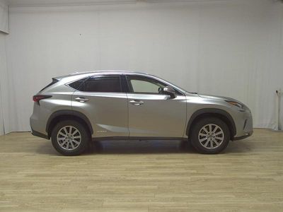 Lexus NX300h