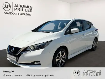 Gebraucht Nissan Leaf Acenta 110 kW (150 PS) 2022 Weiß Kleinwagen