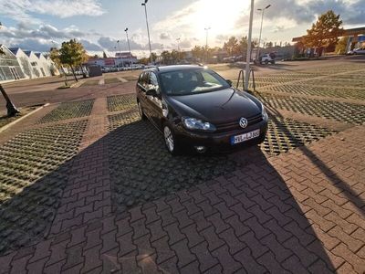 gebraucht VW Golf 1.6 TDI Rückfahrkamera, AHK, Tempomat
