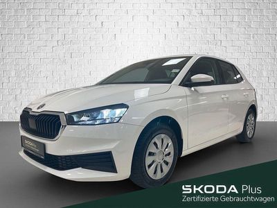 Weiß Gebraucht 2022 Skoda Fabia Active Limousine | 14.850 € (Fairer Preis)