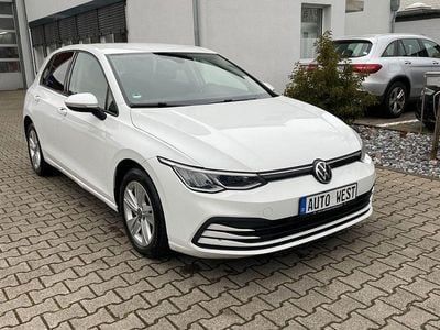 Gebraucht VW Golf VII Life 150 PS (110 kW) 2020 Weiß Limousine