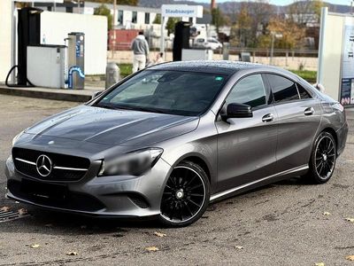 Mercedes CLA200