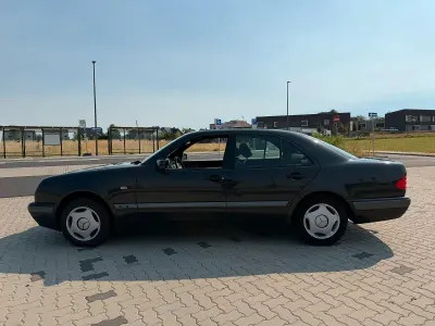 Gebraucht Mercedes E200