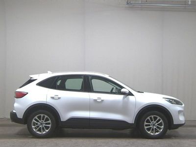 Weiss Gebraucht 2022 Ford Kuga Cool & Connect SUV | 13.780 € (Superpreis)