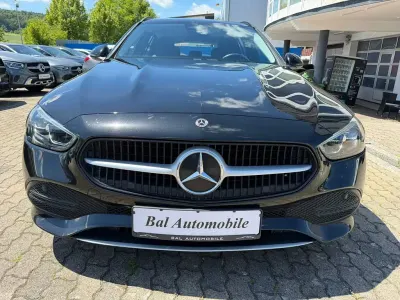 Gebraucht Mercedes C200 163 PS (119 kW) 2022 Schwarz Limousine