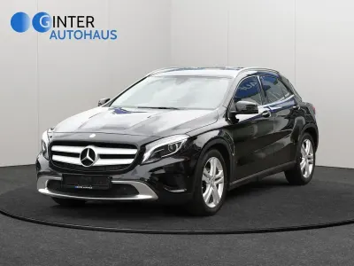 Gebraucht Mercedes GLA180 Urban 122 PS (89 kW) 2016 Schwarz SUV