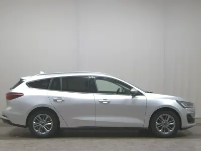 Usata Ford Focus Titanium X 116 CV (85 kW) 2023 Argento Berlina