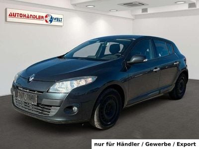 Gebraucht Renault Mégane Dynamique 131 PS (96 kW) 2012 Grau Limousine