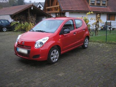 Rot Gebraucht 2011 Suzuki Alto Basic Kleinwagen | 4.000 € (Teuer)