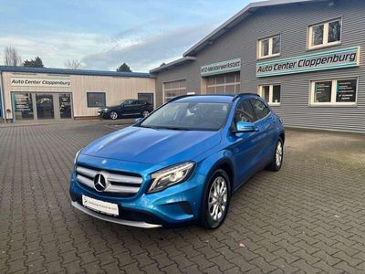 Second-hand Mercedes GLA200 136 CP (100 kW) 2015 Albastru SUV