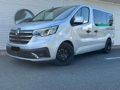 Gebraucht Renault Trafic 170 PS (125 kW) 2024 Highlandgrau Van / Kleinbus