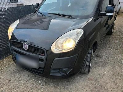 Gebraucht Fiat Doblò 105 PS (77 kW) 2010 Schwarz Van / Kleinbus