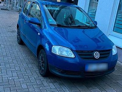 Second-hand VW Fox 54 CP (39 kW) 2006 Albastru Hatchback