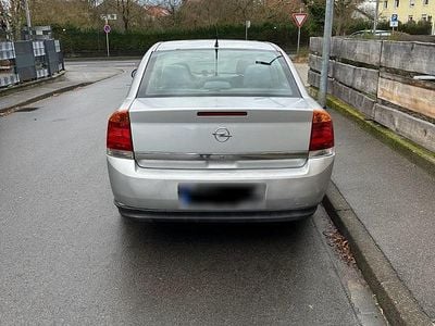 Begagnad Opel Vectra 167 HK (122 kW) 2003 Grå Sedan