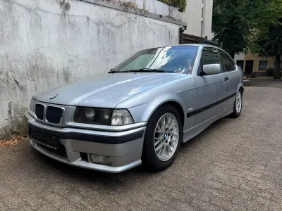 Gebraucht BMW 323 Sport Line 170 PS (125 kW) 1999 Silber Limousine