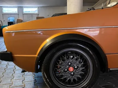 Brugt VW Golf I 72 HK (52 kW) 1976 Guld Hatchback