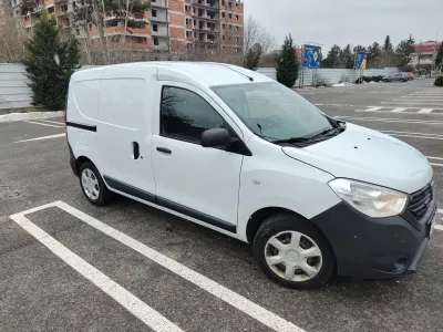 Gebraucht Dacia Dokker Comfort 95 PS (69 kW) 2020 Weiß Van / Kleinbus