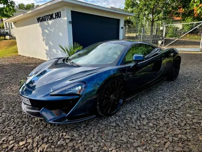 Gebraucht McLaren 570GT 570 PS (419 kW) 2017 Blau Coupé