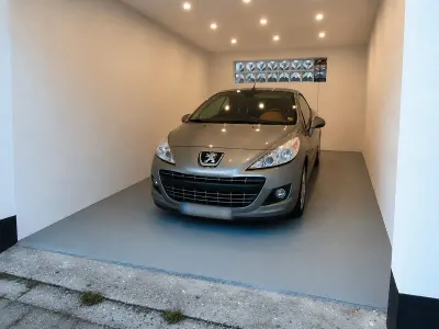 Gebraucht Peugeot 207 CC Platinum 156 PS (114 kW) 2011 Grau Cabrio