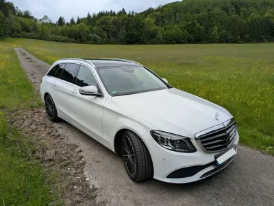 Gebraucht Mercedes C300 Exclusive 245 PS (180 kW) 2019 Kombi