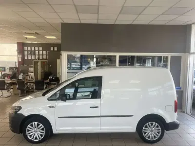 Gebraucht VW Caddy 102 PS (75 kW) 2017 Weiß Van / Kleinbus