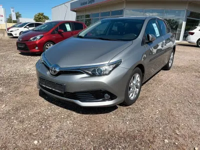 Gebraucht Toyota Auris Comfort 116 PS (85 kW) 2016 Grau Limousine
