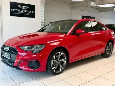 Gebraucht Audi A3 Advanced 150 PS (110 kW) 2023 Rot Limousine