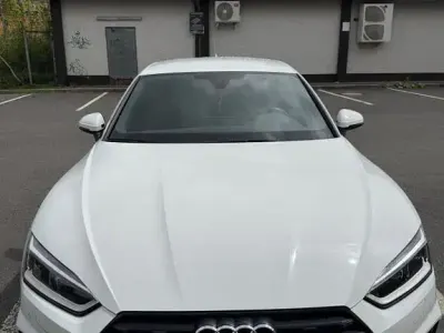Gebraucht Audi A5 S-Line 190 PS (139 kW) 2019 Weiß Coupé