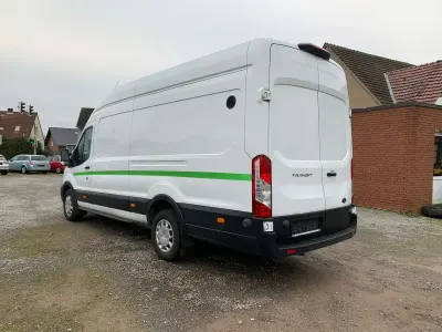 Gebraucht Ford Transit Trend 170 PS (125 kW) 2021 Frostweiß Van / Kleinbus